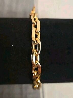 Sarah Coventry Gold-tone Chain Link Bracelet